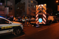 بالصور: إصابة سائق دراجة نارية بحادث طرق ذاتي بيافا 